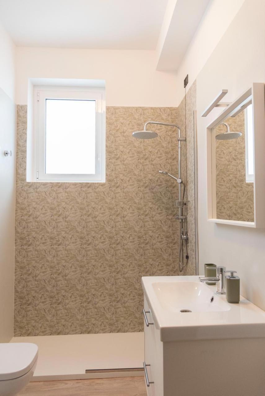 Blu Sun Apartment In Complesso Riva Del Sole Джовинаццо Экстерьер фото