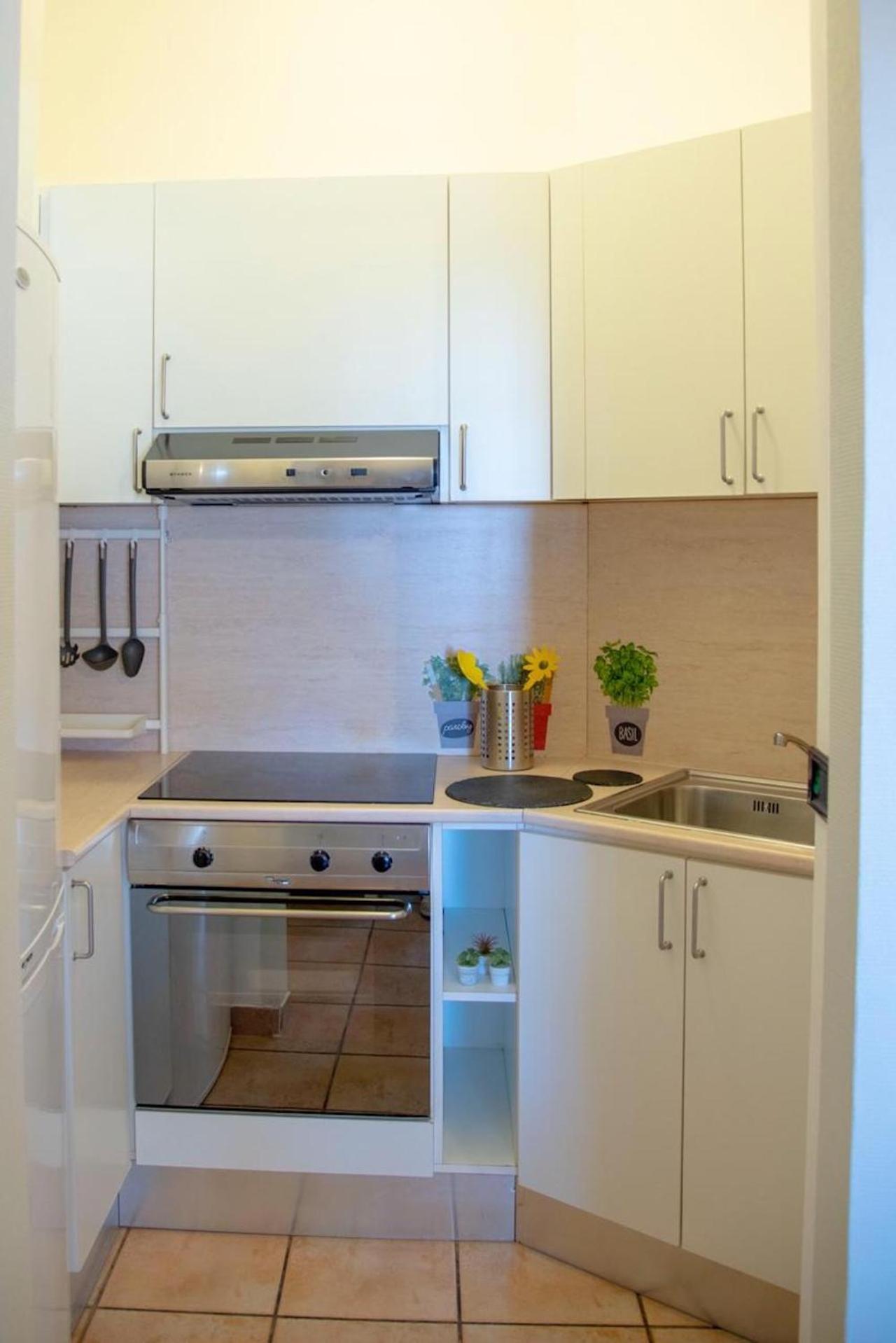 Blu Sun Apartment In Complesso Riva Del Sole Джовинаццо Экстерьер фото